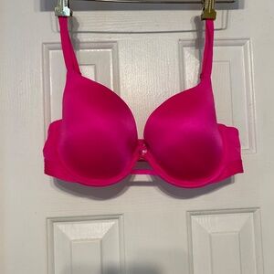 Women's Savage X Fenty T-Shirt Bra Size 36C Hot Pink